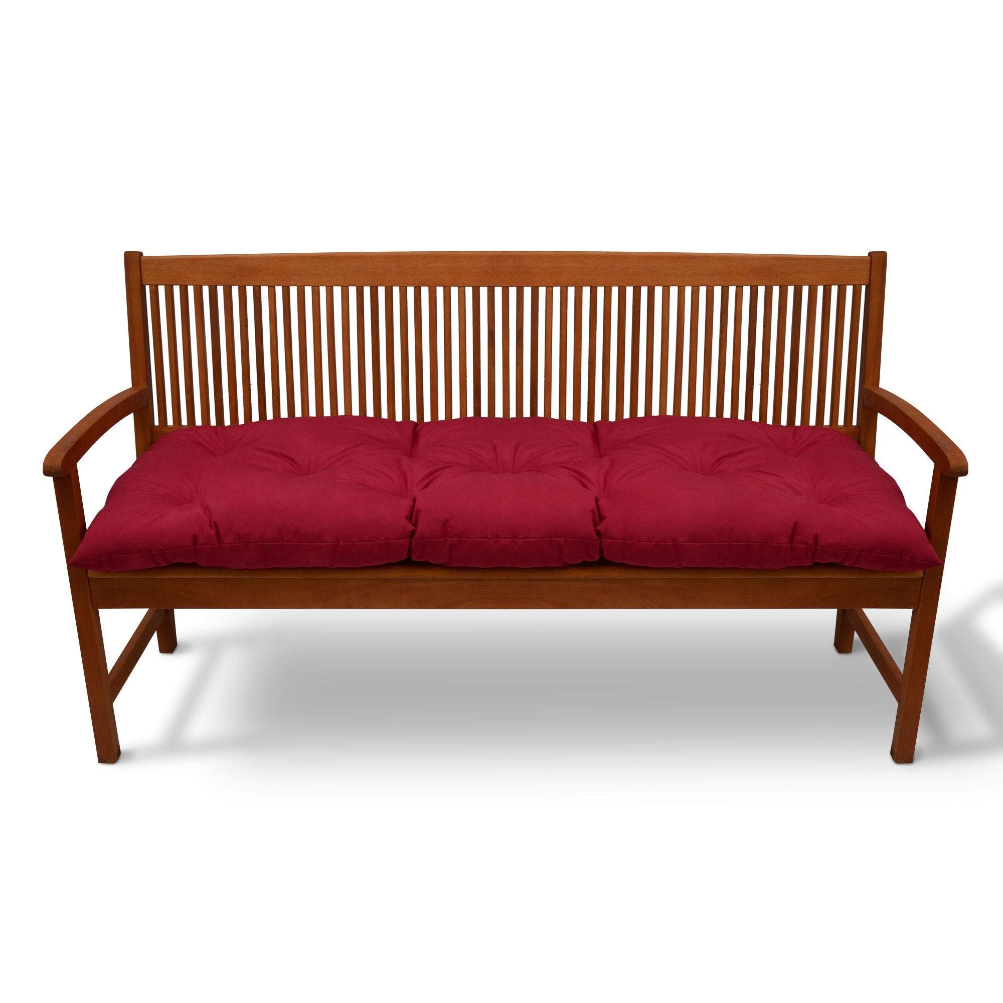 Beautissu Bankauflagen Flair BK cushion in red on wooden bench.