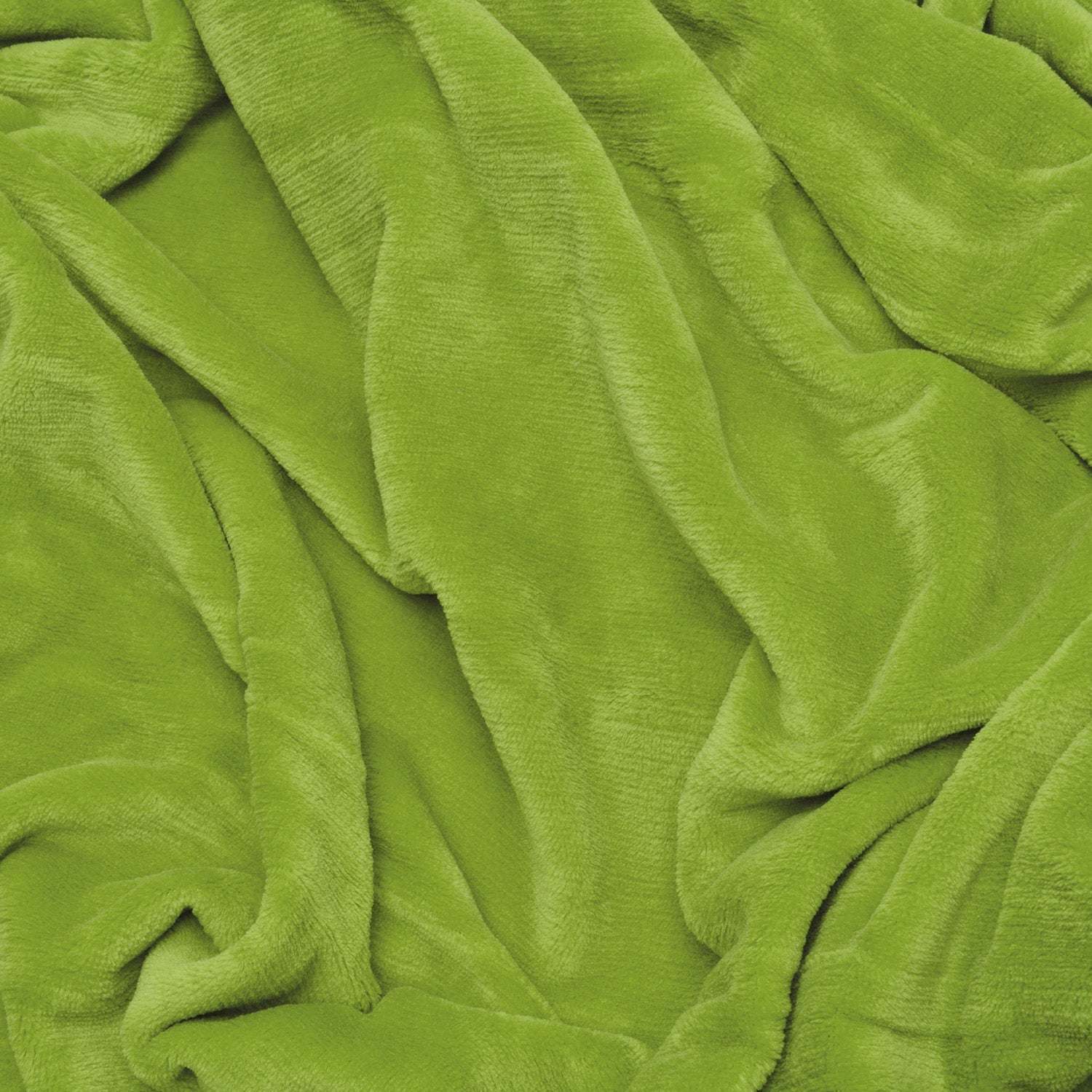 Beautissu XL Tagesdecke Kuscheldecke Aurelia 150x200cm in soft green coral-fleece.
