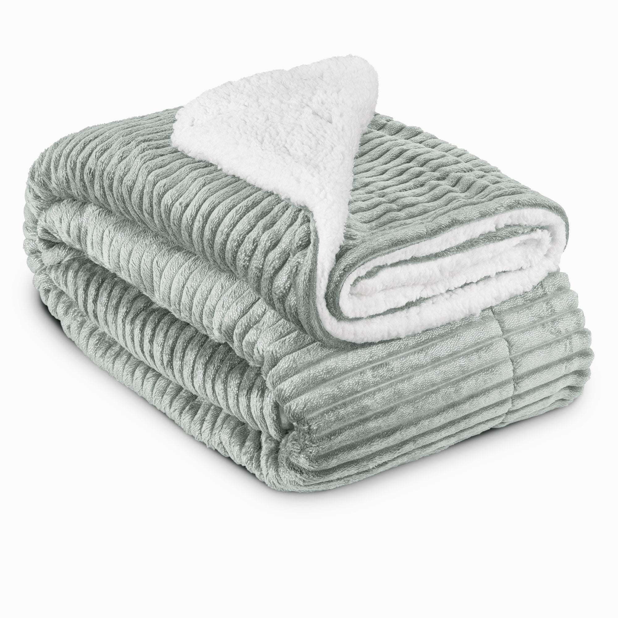 Beautissu Sherpa Kuscheldecke Elisa, extra flauschig, grün, 100% Polyester, 150x200cm/220x240cm.