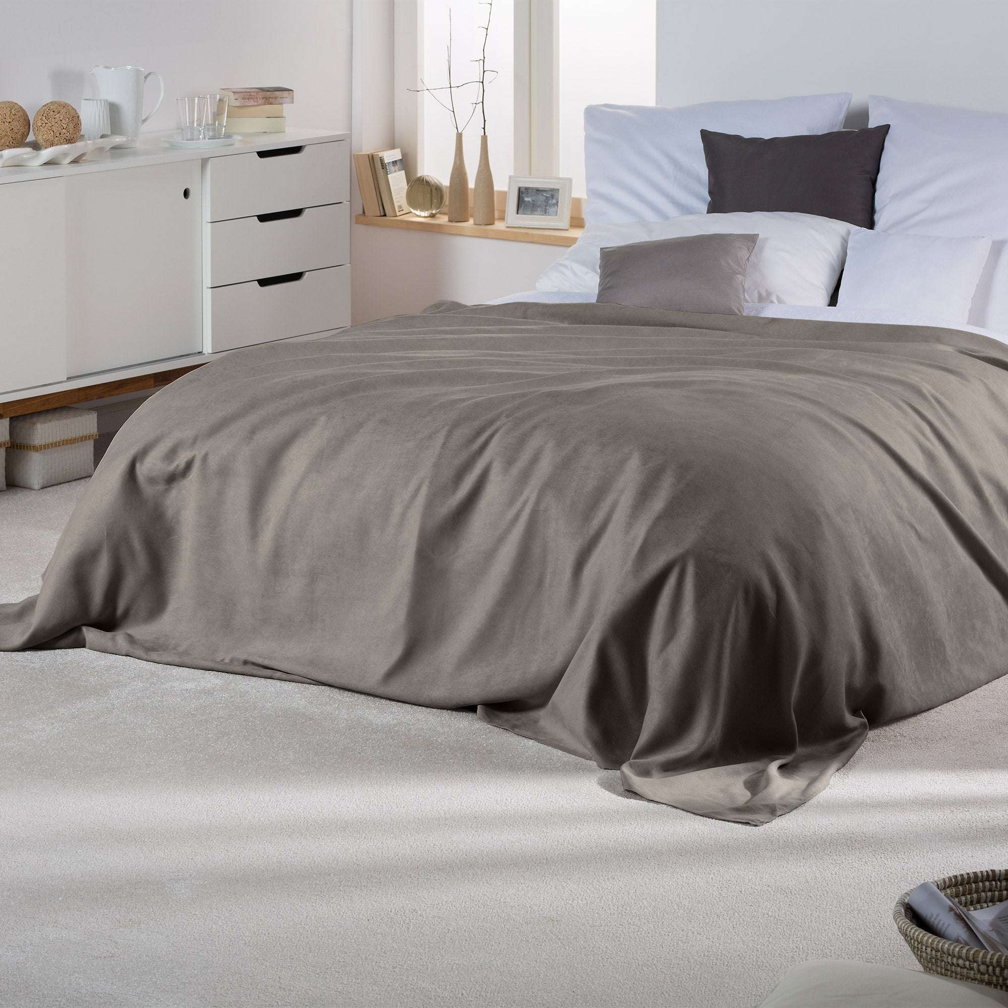 Beautissu Couch Cover Romantica in Suede Look, 210x280cm, on Bed in Modern Room.