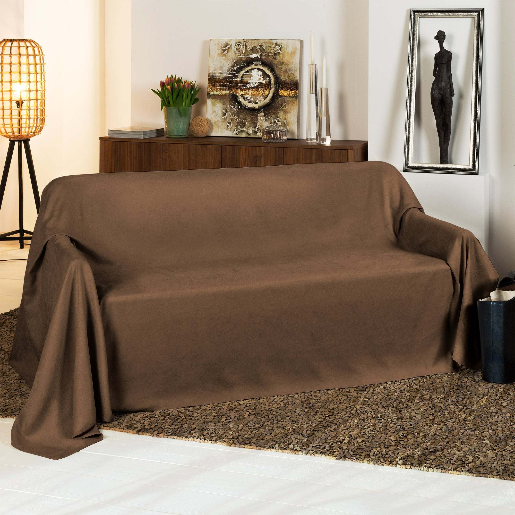 Beautissu Tagesdecke Sofaüberwurf Romantica in Wildlederoptik, 210x280cm, elegant and versatile furniture cover in a cozy living room setting.