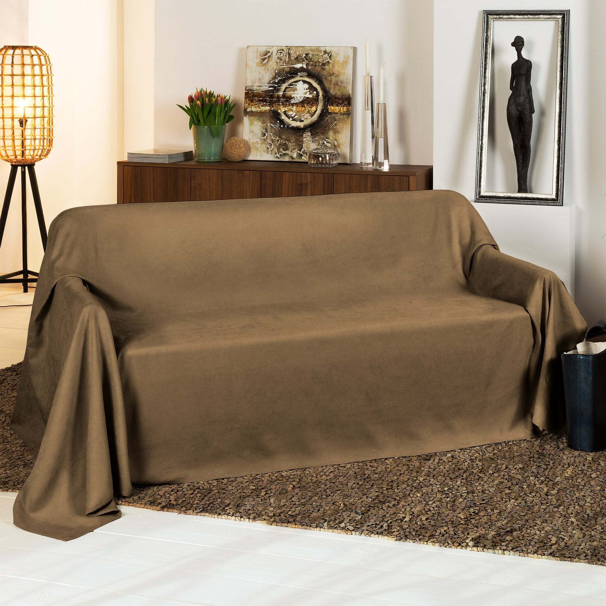 Beautissu Tagesdecke Sofaüberwurf Romantica in Wildlederoptik, 210x280cm, elegant sofa cover in living room setting.