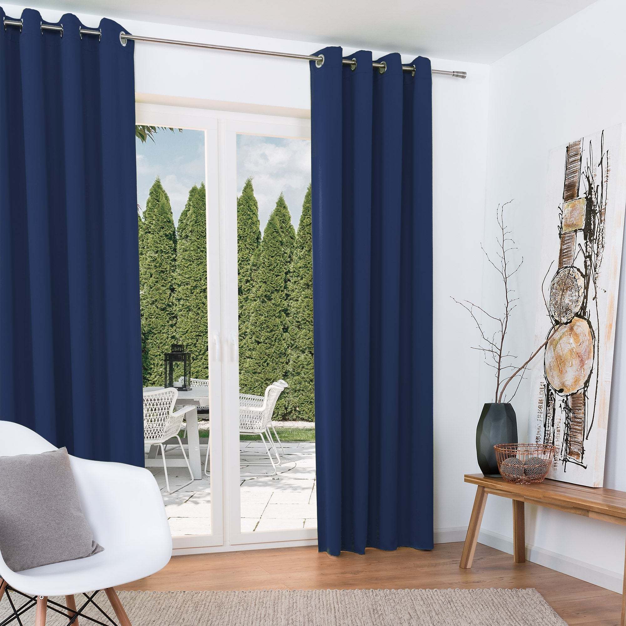 Beautissu Ösenschal Amelie Blackout Vorhänge in Blau, lichtundurchlässig, 2er Set an Gardinenstange im Wohnzimmer.