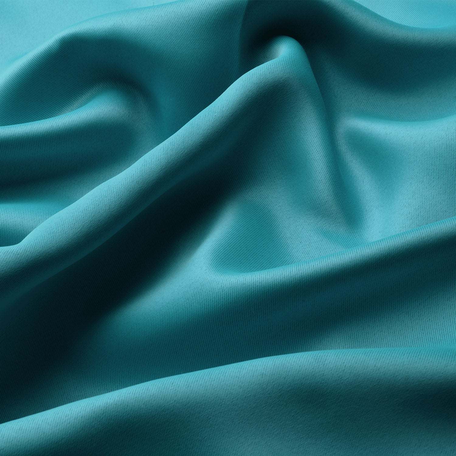 Beautissu Ösenschal Amelie blackout curtain, teal fabric close-up, elegant fold.
