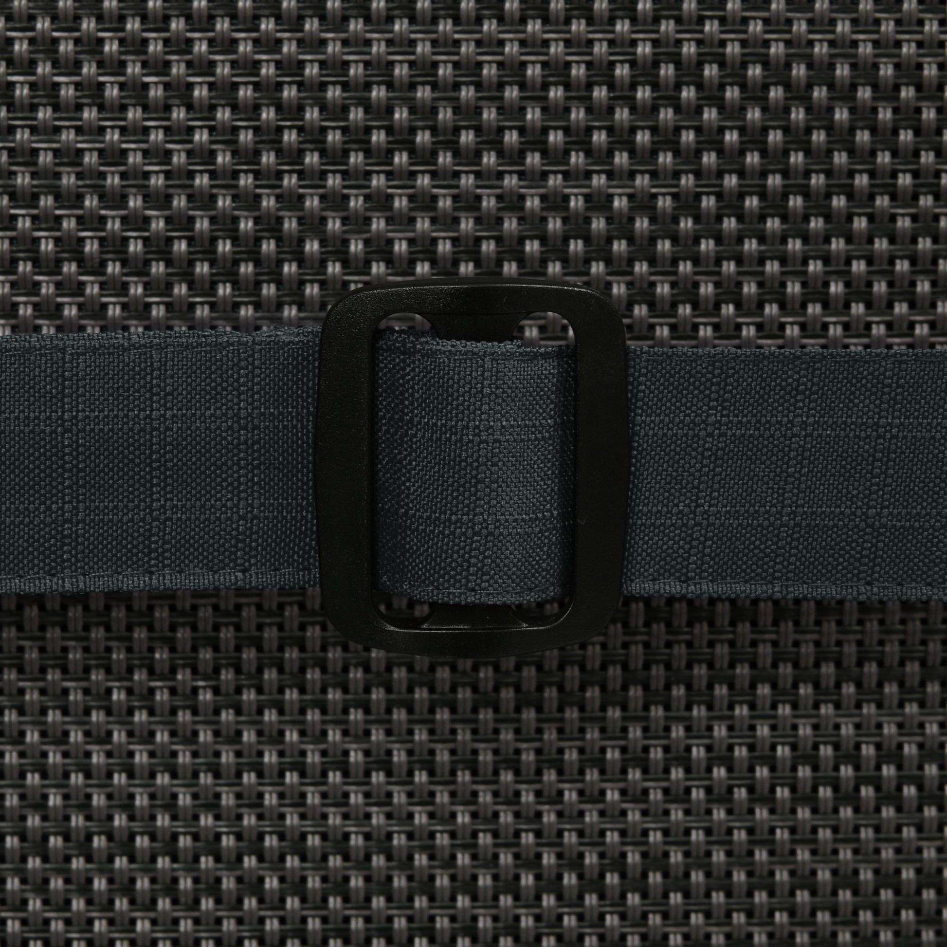 Beautissu Base HL chair cushion buckle on textured fabric.
