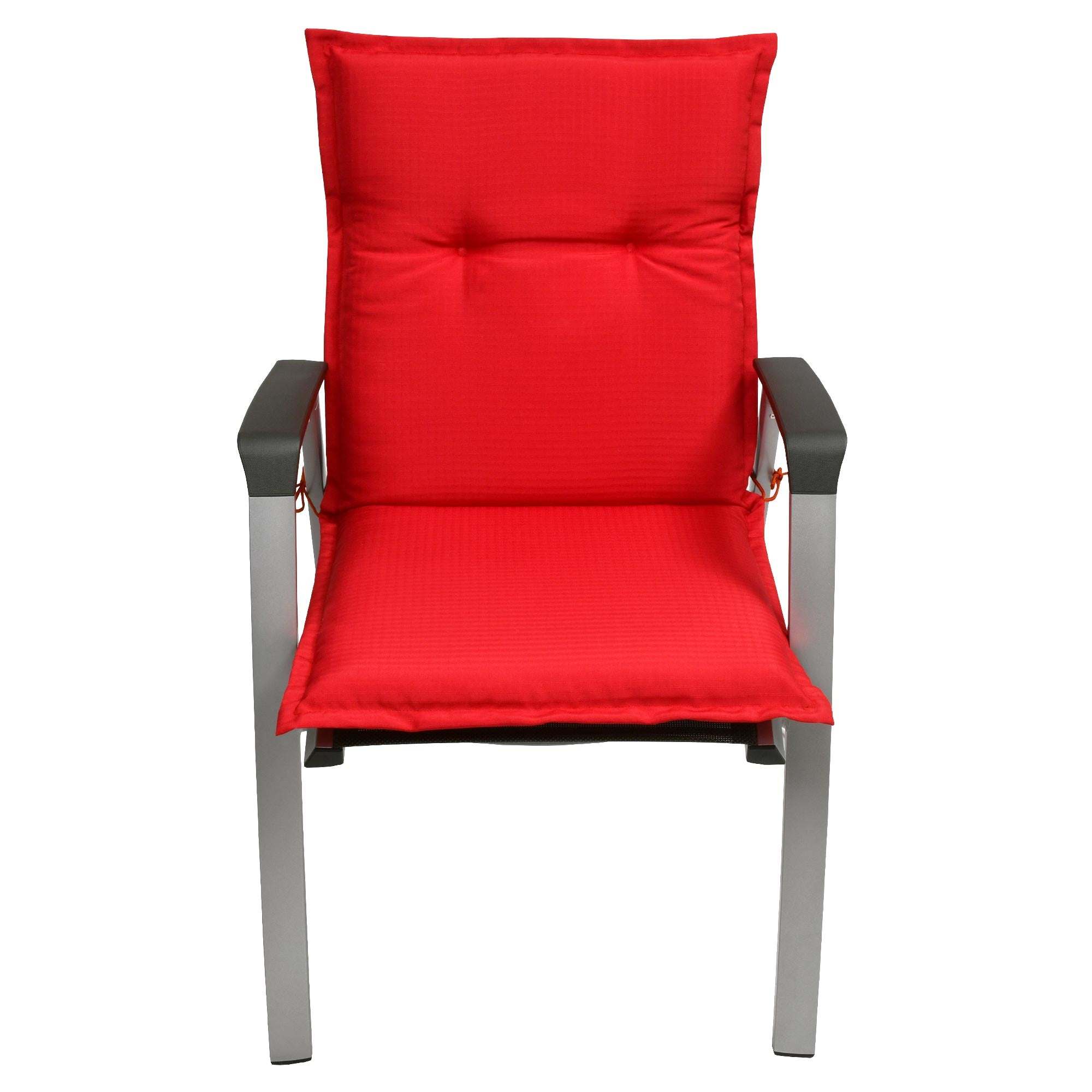 Red Beautissu Base NL garden chair cushion, 100x50x6 cm, on chair, highlighting comfort and quality.