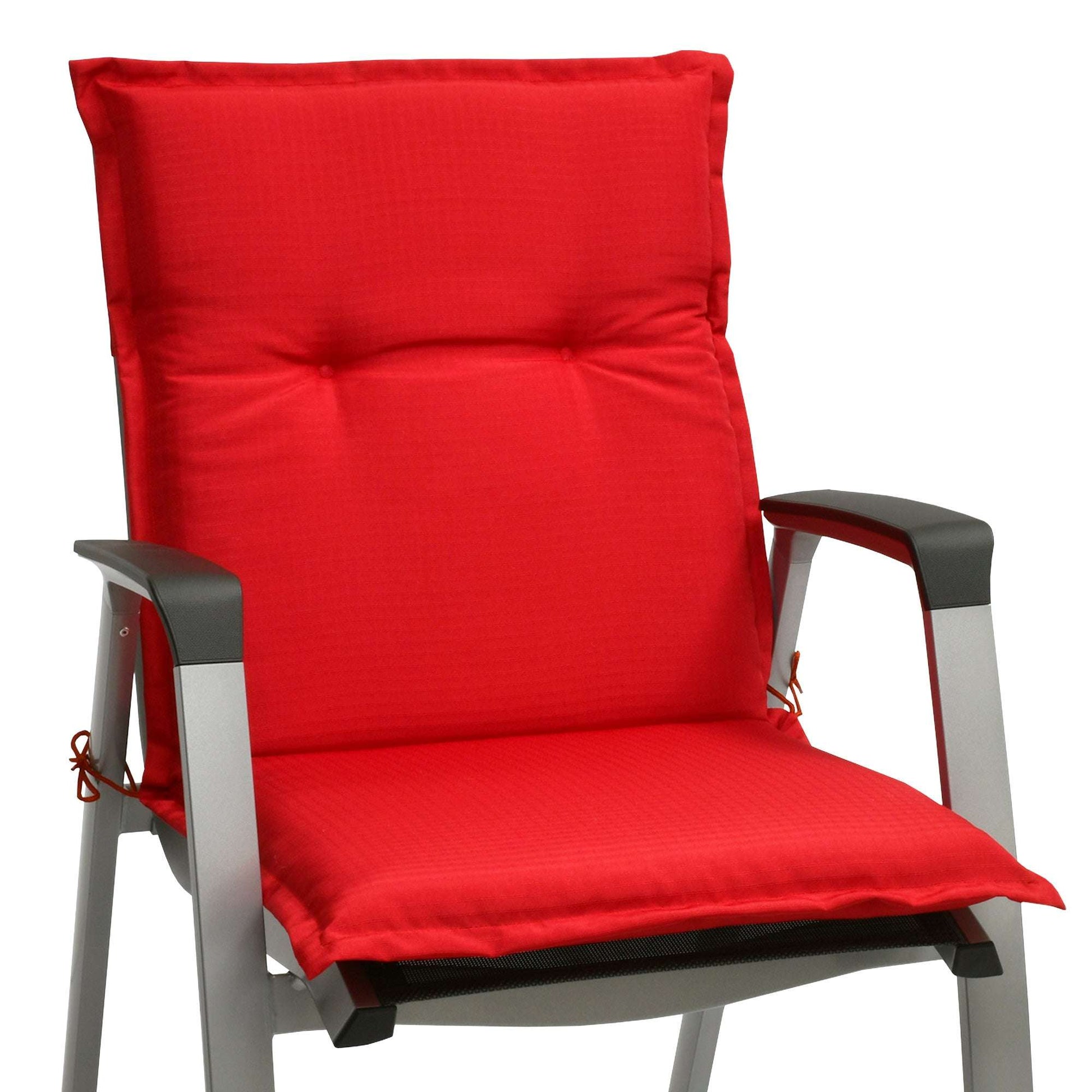 Red Beautissu Base NL garden chair cushion, 100x50x6 cm, with secure fastening and soft filling for comfort.