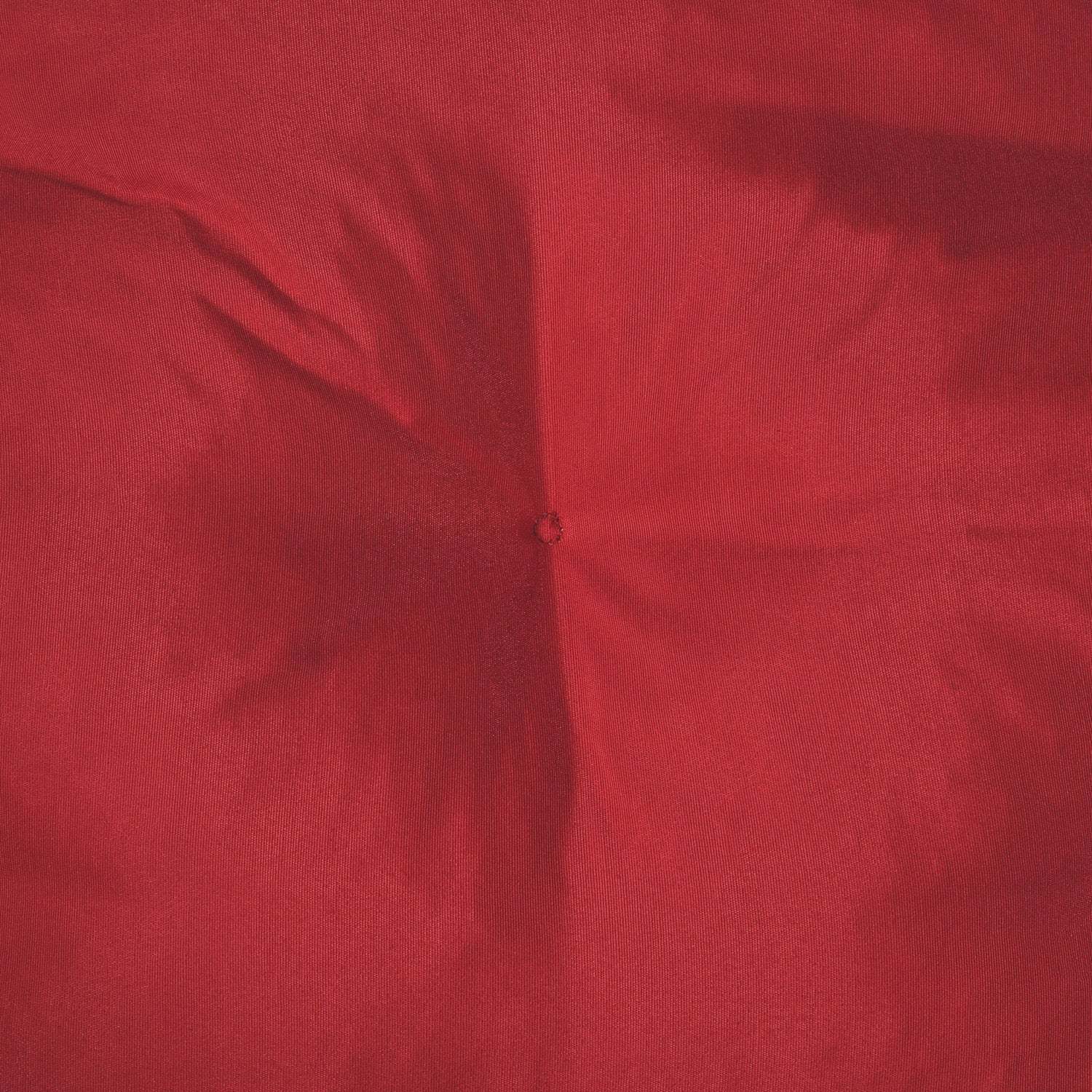 Beautissu Flair NL Niederlehner cushion in red with button detail.