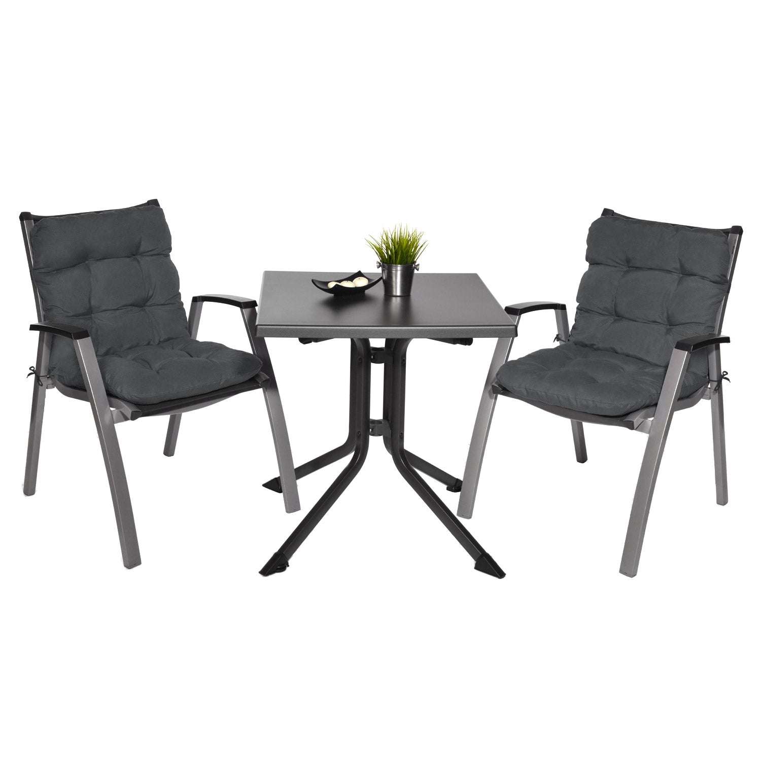 Beautissu Flair NL Niederlehner Auflagen on chairs with table in garden setting.